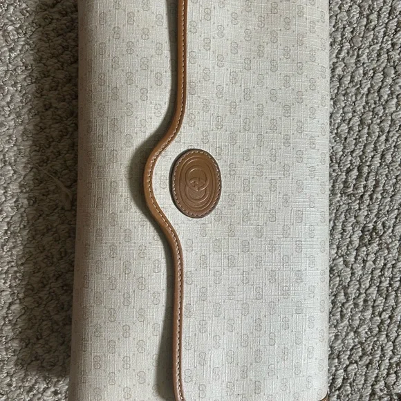 💎💎Gucci Authentic cream bag